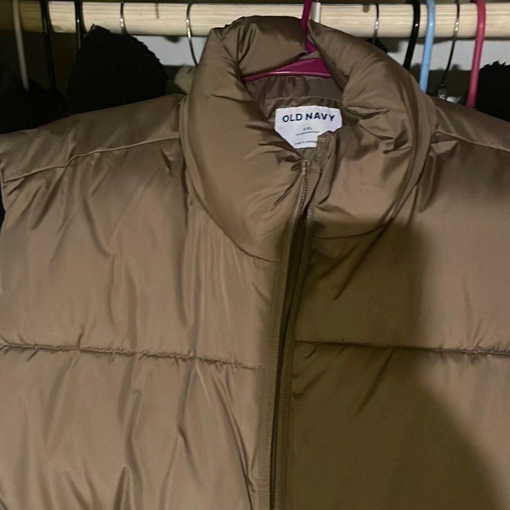 Old Navy Puffer vest/jacket full zip